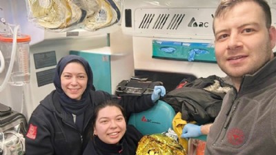 Ambulansta Doğum Yaptı