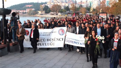 ÇOMÜ’lü Gençlerden Ata’ya saygı yürüyüşü