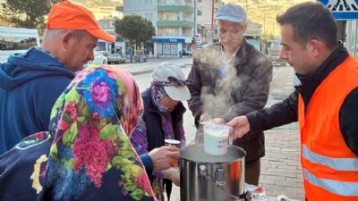 Hıdırellez Sabahı Süt İkramıyla Başladı