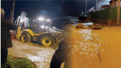 Kepez Çayı Taştı, Sel Hayatı Felç Etti