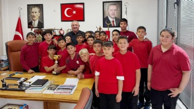 Geyikli Ortaokulu Başarıya Doymuyor