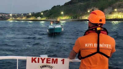 Makine Arızasıyla Sürüklenen Tekne Kurtarıldı