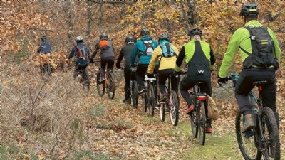 Lapseki Dumanlıdağ’da Römorklu Dağ Bisikleti Turu Düzenlendi