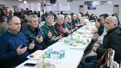 Çataltepeliler ve Balkan Göçmenleri Kültür Dayanışma Derneği İftarı Düzenlendi