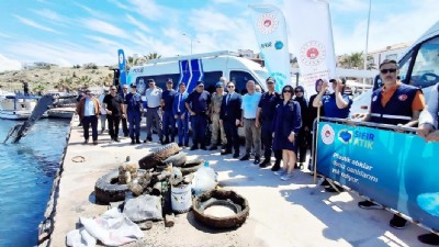 Üstü Tatil Cenneti, Altı Çöp Deryası