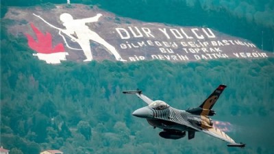 Çanakkale Semalarında SoloTürk Heyecanı