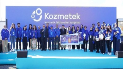 ÇOMÜ Öğrencisi Eylül Erdal, Kozmetik Teknolojileri Yarışması’nda Türkiye Finalinde Ödül Kazandı