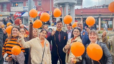 Ezine’de Lösemili Çocuklar Haftası’nda farkındalık yürüyüşü düzenlendi